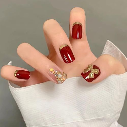 Red Square Press-On Nails with Bow & Pearl Charm - 24pcs Christmas & Holiday Nail Art